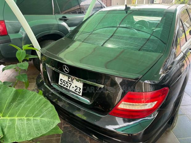 Mercedes-Benz C250 2014 Black