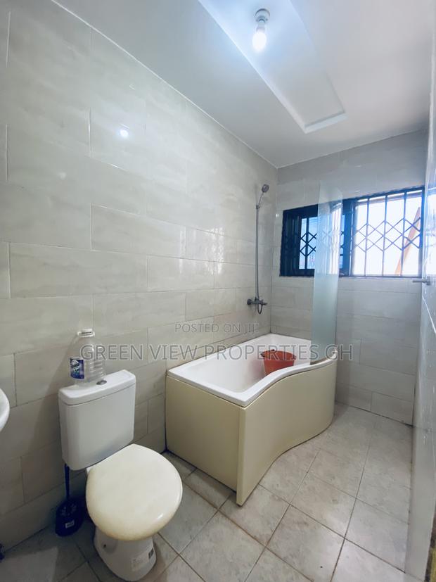 6bdrm House in West Hills Mall Area for rent photo 9