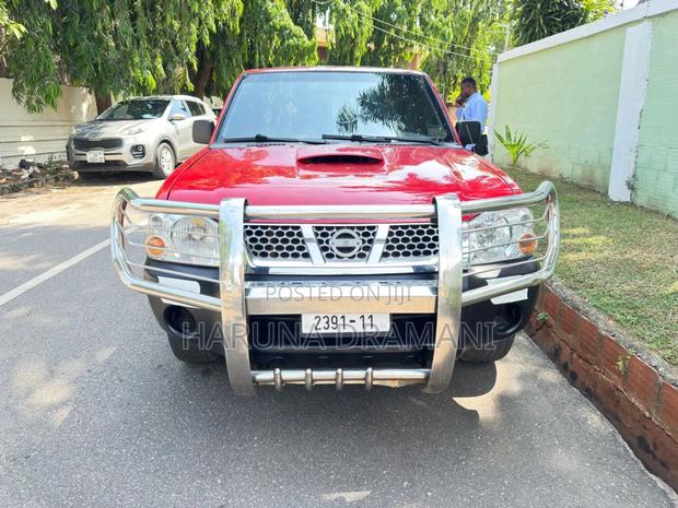 Nissan Hardbody 2008 Red
