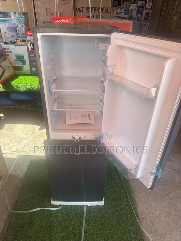 Chigo Double Door Fridge 99 Litres Bottom Freezer photo 5