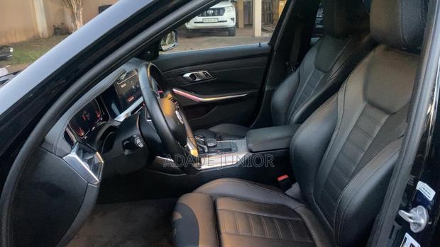 BMW 330 2019 Black