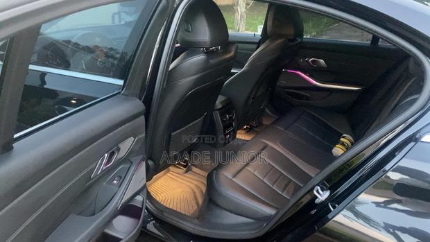 BMW 330 2019 Black