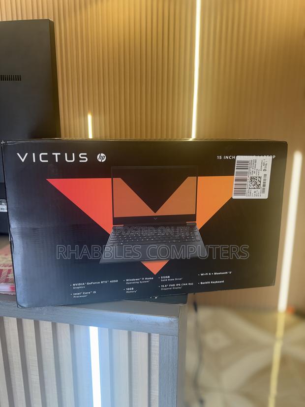 New Laptop HP Victus 15 16GB Intel Core I5 SSD 512GB