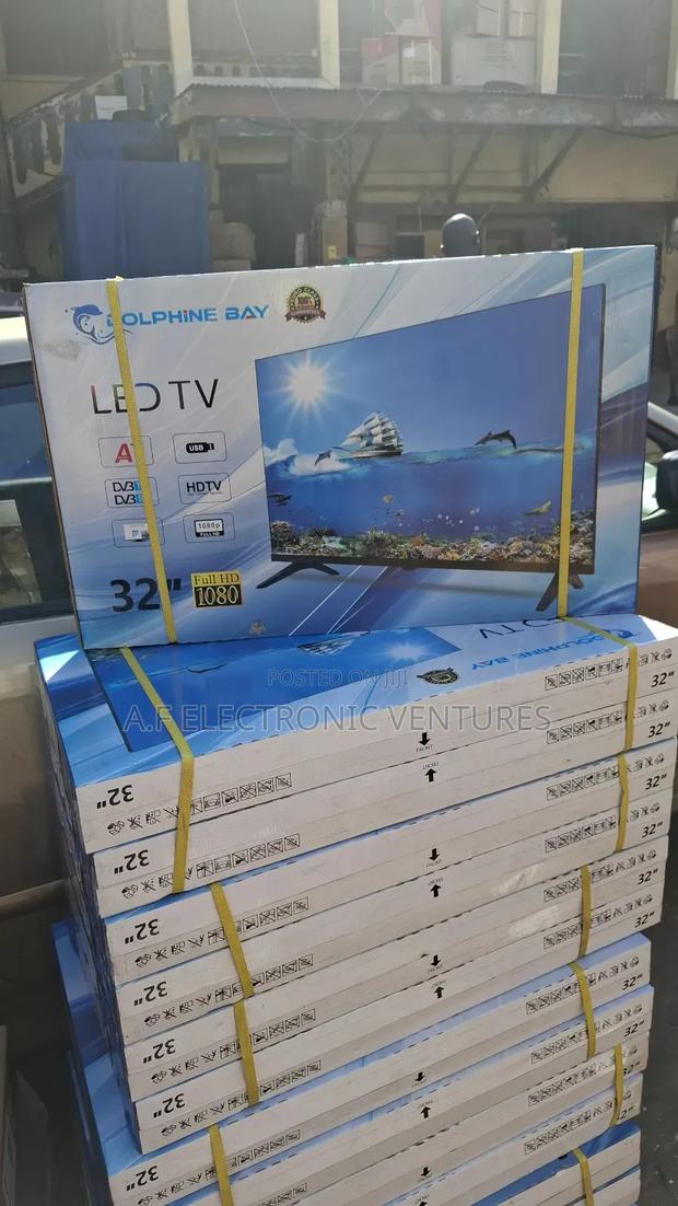 Dolphine Bay 32-Inch Digital Tv · Photo 3