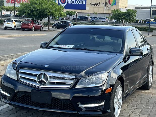 Mercedes-Benz C250 2014 Black