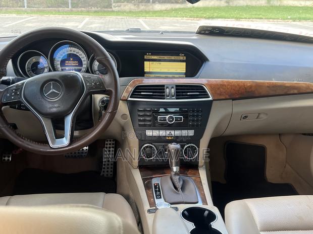 Mercedes-Benz C250 2014 Black