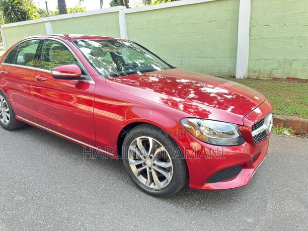 Mercedes-Benz C300 Base 4Matic Sedan AWD (2.0L 4cyl 7A) 2016 Red