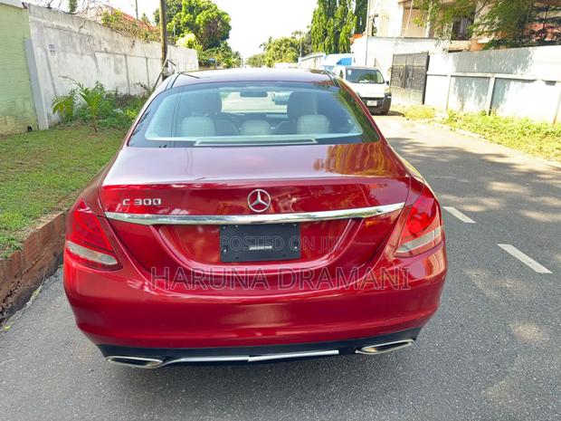 Mercedes-Benz C300 Base 4Matic Sedan AWD (2.0L 4cyl 7A) 2016 Red