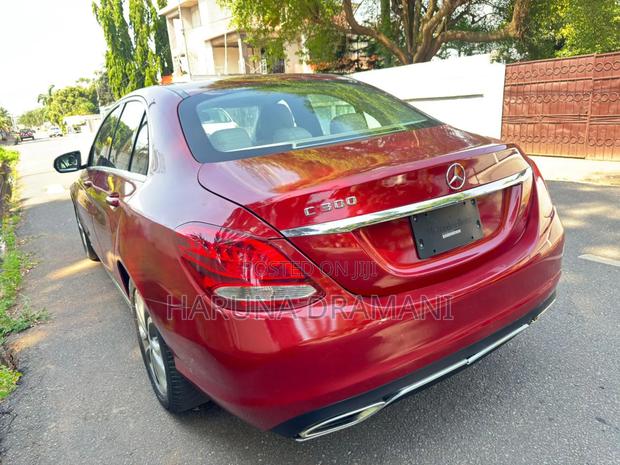 Mercedes-Benz C300 Base 4Matic Sedan AWD (2.0L 4cyl 7A) 2016 Red