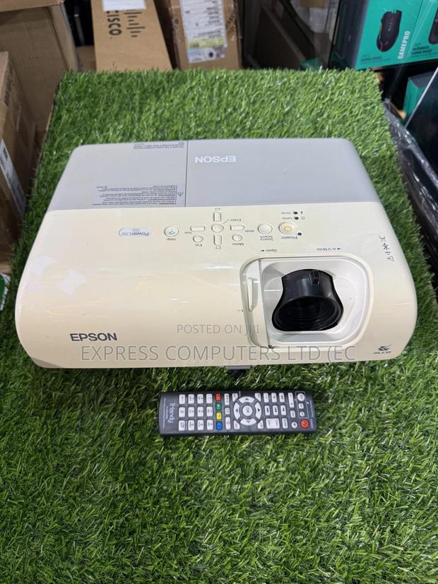 Epson Powerlite S5 Conference Room Projector Lumen 2000 photo 2