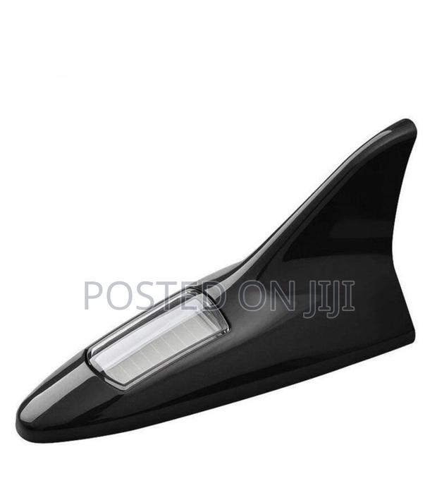 Shark Fin With Solar Warning Lights For All Cars Universal