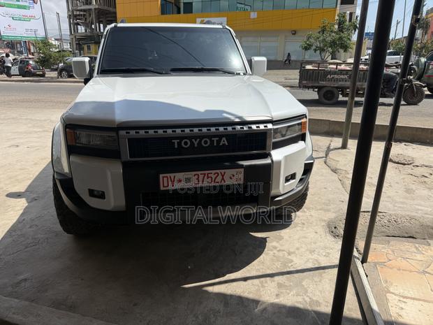 New Toyota Land Cruiser Prado 2.4 Petrol 2024 White