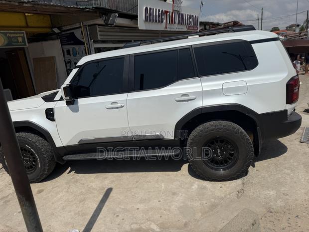 New Toyota Land Cruiser Prado 2.4 Petrol 2024 White