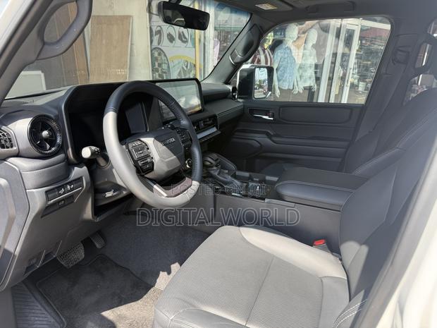 New Toyota Land Cruiser Prado 2.4 Petrol 2024 White