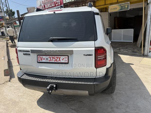 New Toyota Land Cruiser Prado 2.4 Petrol 2024 White