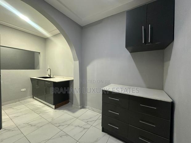 3bdrm Apartment in Braham Luxury, Spintex for rent · Photo 3