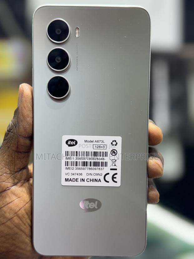 New Itel A100 128 GB Gray photo 3