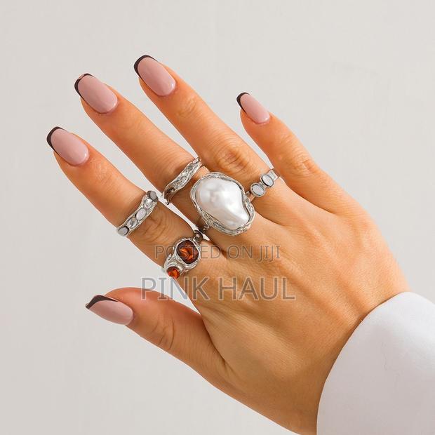 6 Set Alloy Rings photo 5