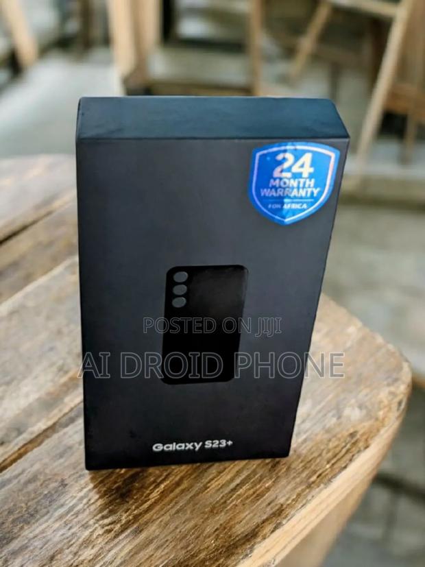 New Samsung Galaxy S23+ 256 GB Blue · Photo 3