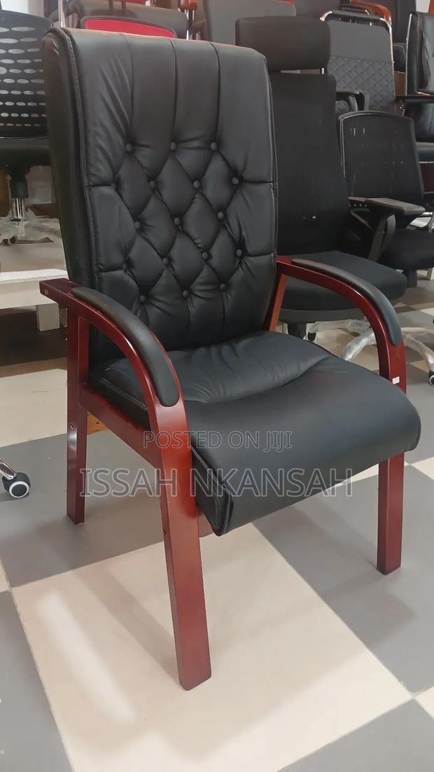 Boss Office Chair · Photo 3