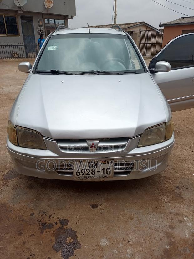 Mitsubishi Spacestar 2004 Silver