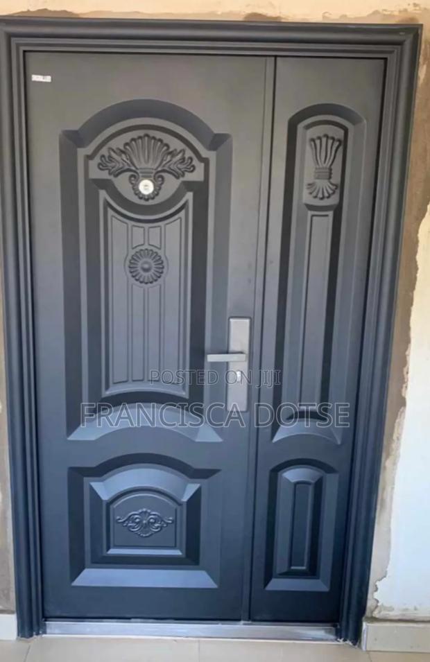 Durable Sed Door