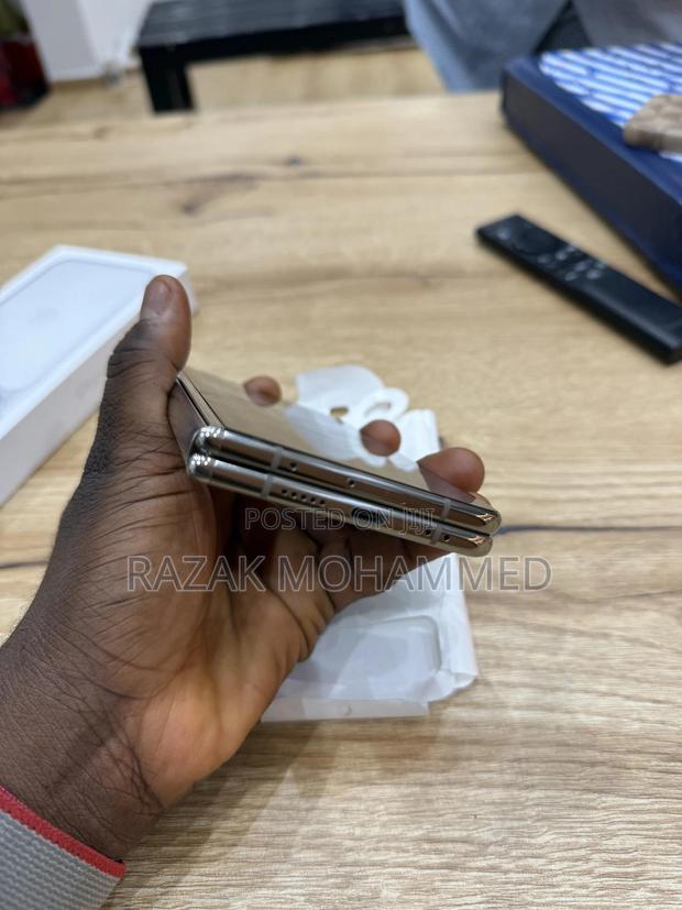 Google Pixel Fold 256 GB White photo 6