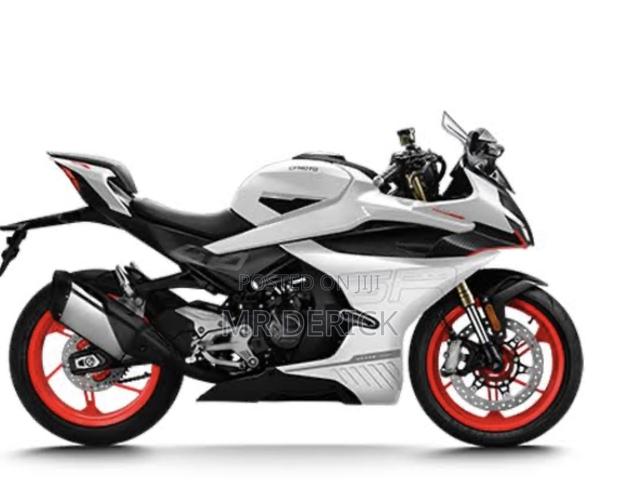 Custom Built Motorcycles 2023 White photo 5