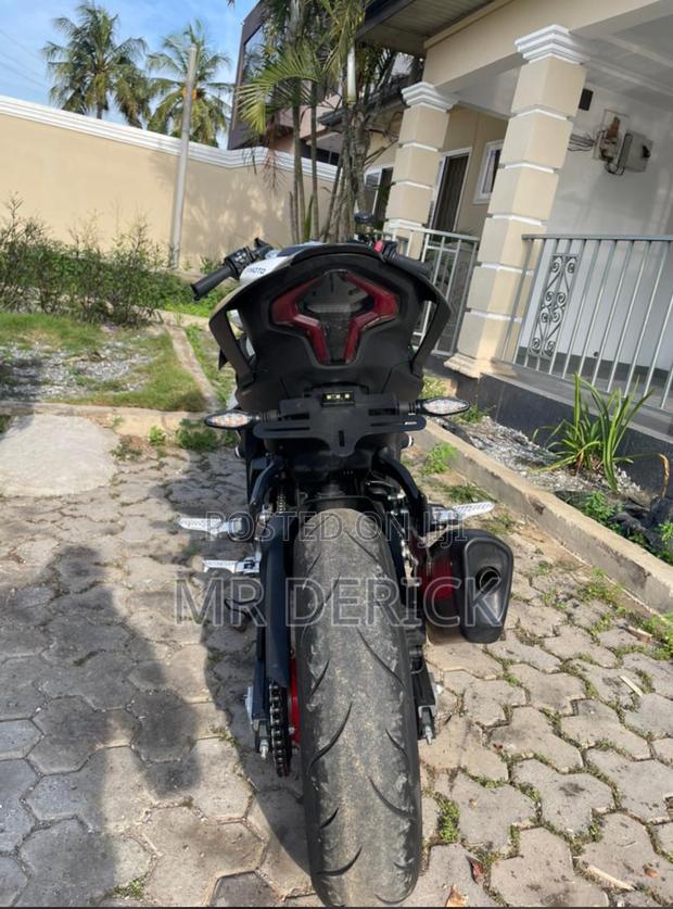 Custom Built Motorcycles 2023 White photo 3