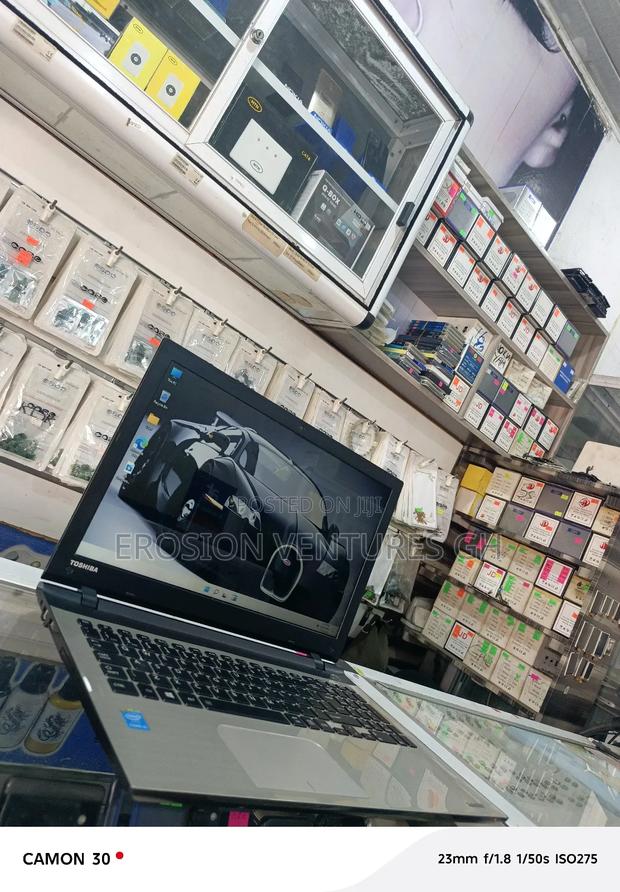 Laptop Toshiba 6GB Intel Core I5 HDD 1T photo 10