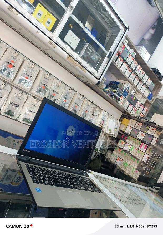 Laptop Toshiba 6GB Intel Core I5 HDD 1T photo 11