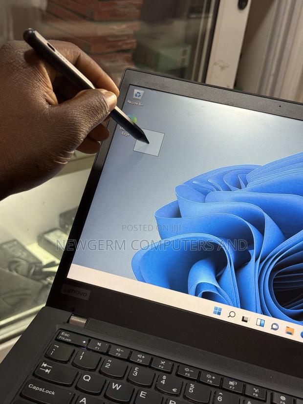 Universal Stylus Pen for All Phones and Laptops photo 2