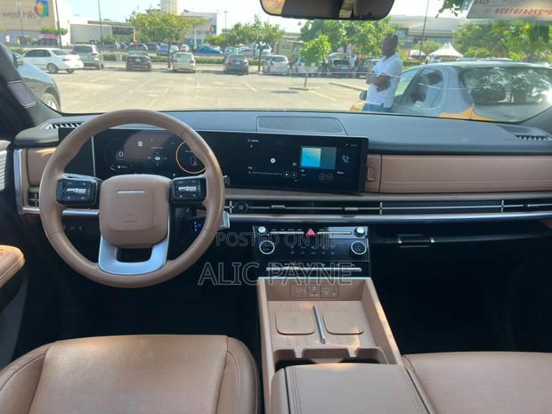 Hyundai Santa Fe Limited 2024 Black