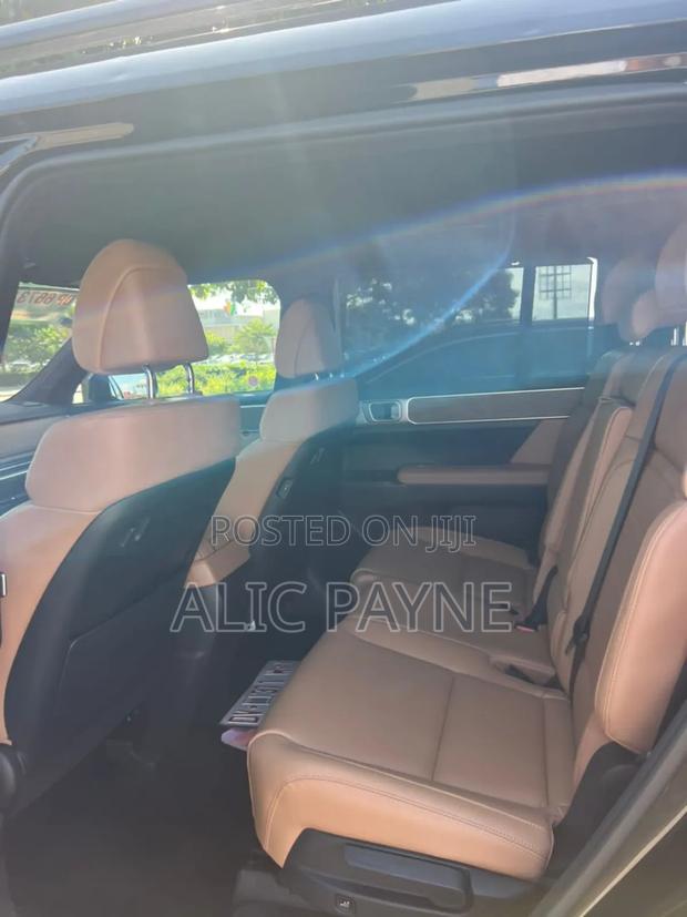 Hyundai Santa Fe Limited 2024 Black