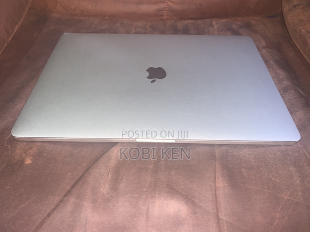 Laptop Apple MacBook Pro 2018 16GB Intel Core I7 SSD 512GB photo 6