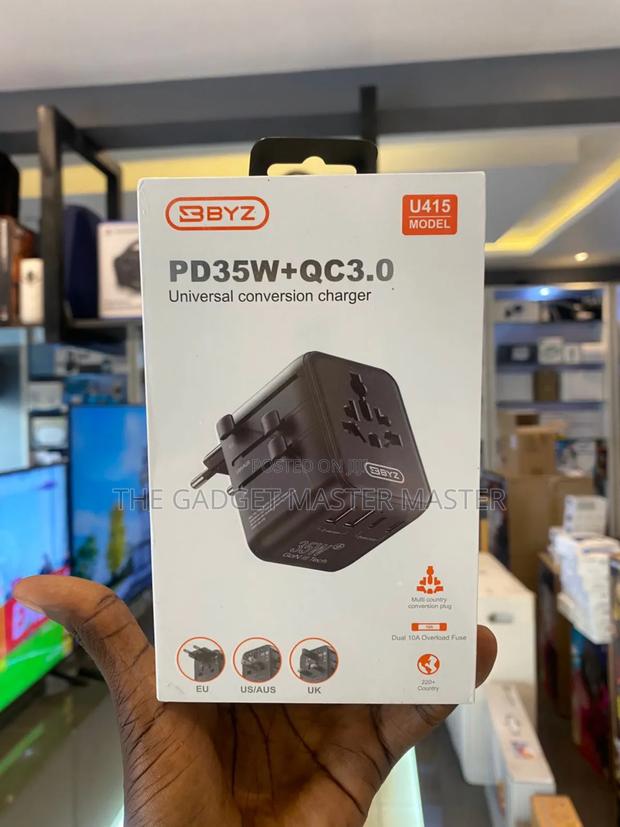 Byz Universal Travel Conversion Charger · Photo 4