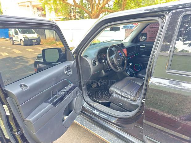 Jeep Patriot Limited 4dr SUV (2.4L 4cyl 6A) 2015 Black