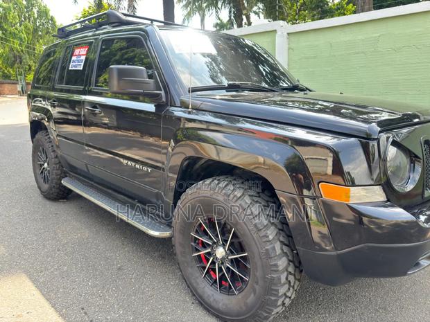 Jeep Patriot Limited 4dr SUV (2.4L 4cyl 6A) 2015 Black
