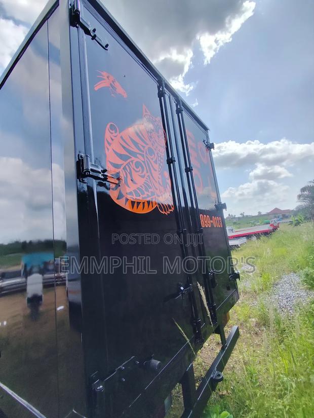 Hyundai Gold 5ton Container. New Arrival photo 6