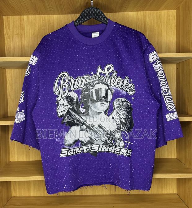 Luis Vuitton N Wait Crop Tops Available in Stock