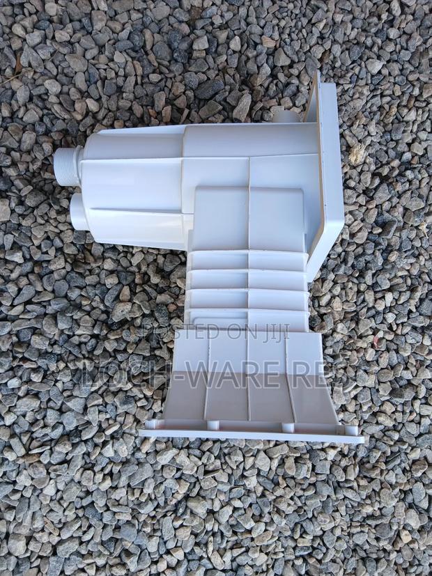 Swimming Pool Skimmer,Main and Inlets · Photo 4