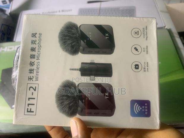 F11-2 Wireless Microphone photo 2