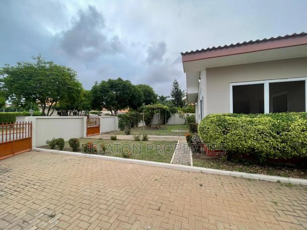 3bdrm House in Regimanuel Gray Estates for rent