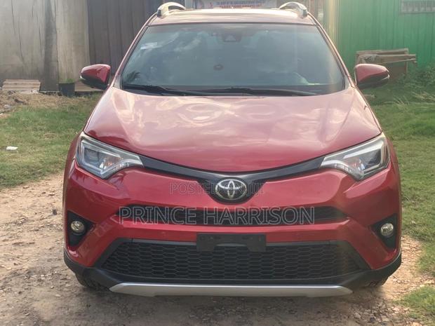 Toyota RAV4 XLE 4dr SUV AWD (2.5L 4cyl 6A) 2018 Red