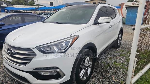 Hyundai Santa Fe Limited Ultimate AWD 2018 White