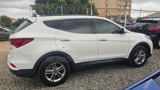 Hyundai Santa Fe Limited Ultimate AWD 2018 White