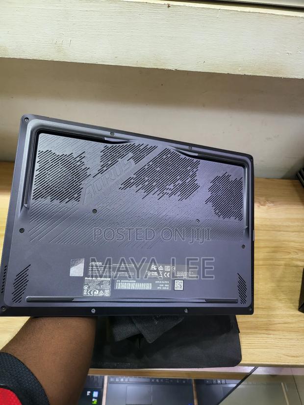 New Laptop Gigabyte Aorus 32GB Intel Core Ultra 9 SSD 1T