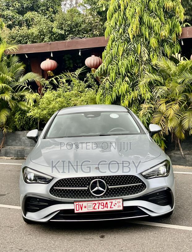 Mercedes-Benz C220 2025 Silver