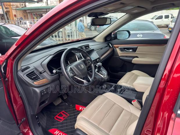 Honda CR-V Touring AWD 2018 Red
