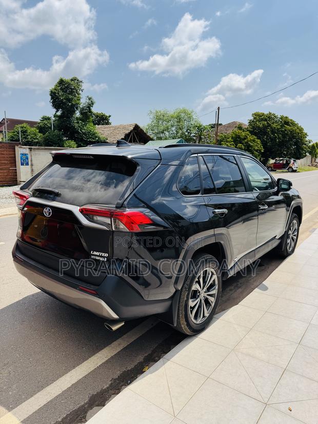 Toyota RAV4 Limited AWD 2024 Black